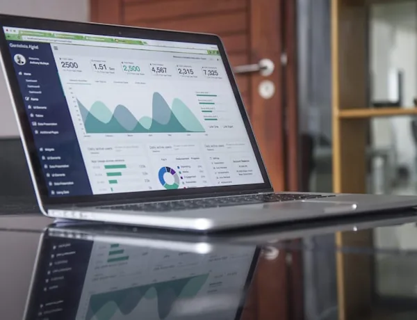 Tableau de bord de création de site web SEO et orienté conversion